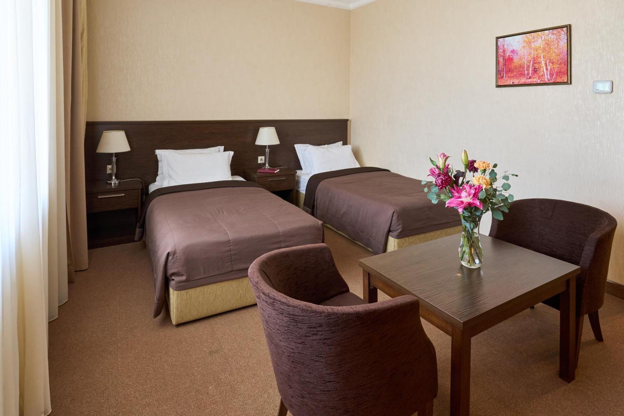 Kainar Hotel Sjymkent Exteriör bild